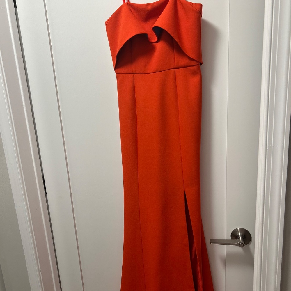 BCBG Penelopey Overlay Gown - Picture 11 of 11